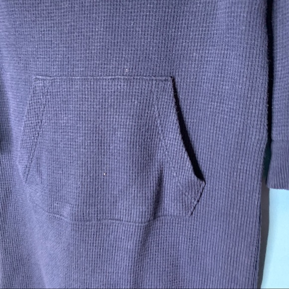 Levi’s- Navy Blue Long Sleeve Onesie size 18M - Picture 4 of 13